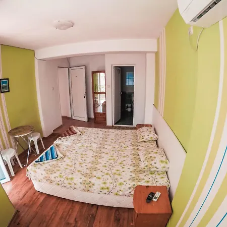 Gabriel 4* סוזופול