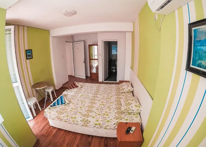 Gabriel 4* Σωζόπολη